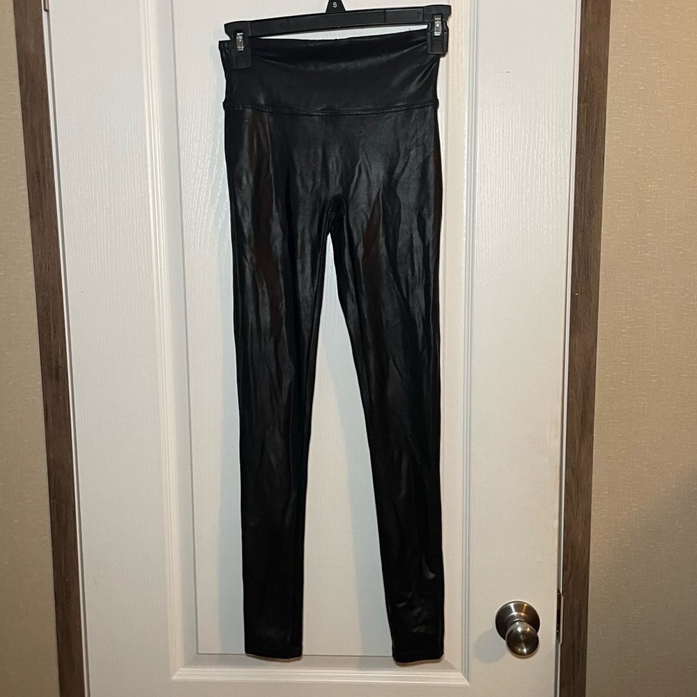 Spanx Women’s Faux Leather Leggings - 2437Q Black, Size Small Petite - Picture 3 of 6